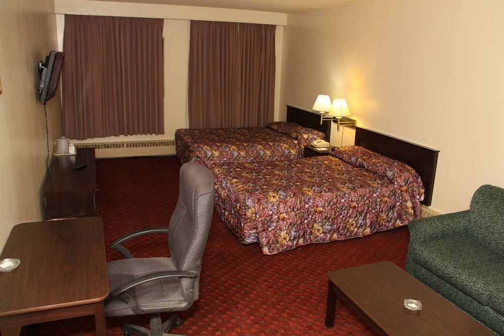 Argyll Plaza Hotel Эдмонтон Экстерьер фото