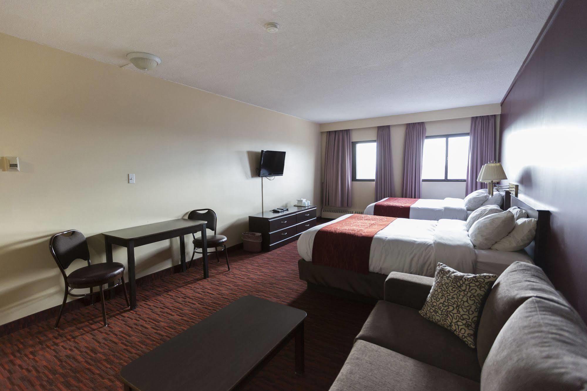 Argyll Plaza Hotel Эдмонтон Экстерьер фото