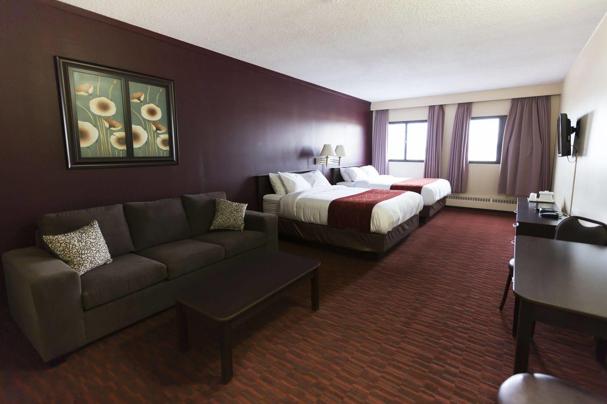 Argyll Plaza Hotel Эдмонтон Экстерьер фото