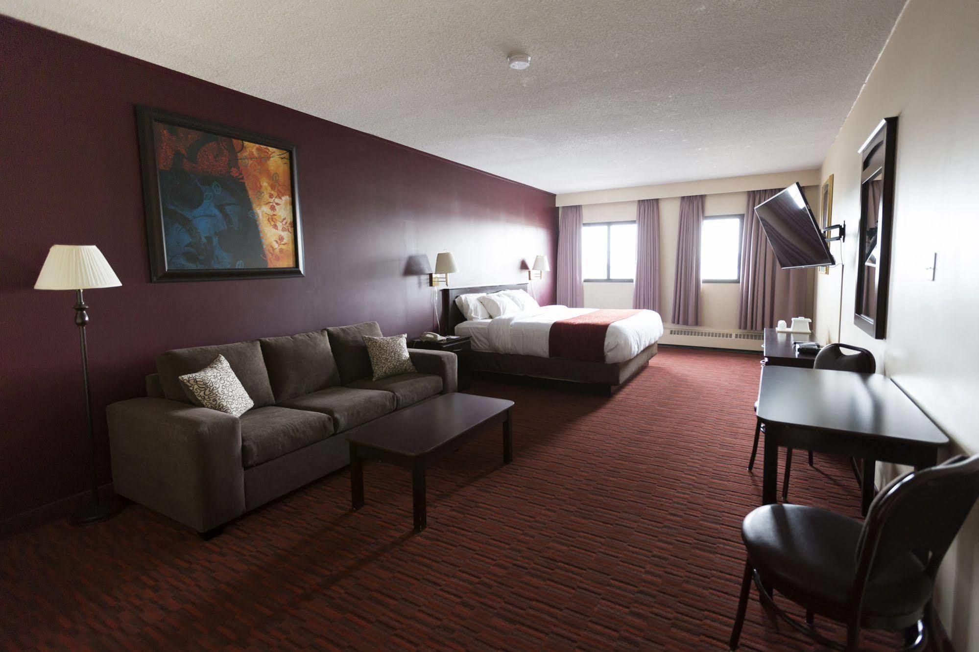 Argyll Plaza Hotel Эдмонтон Экстерьер фото